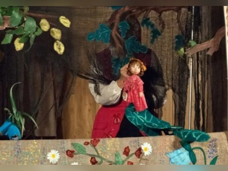 Дюймовочка